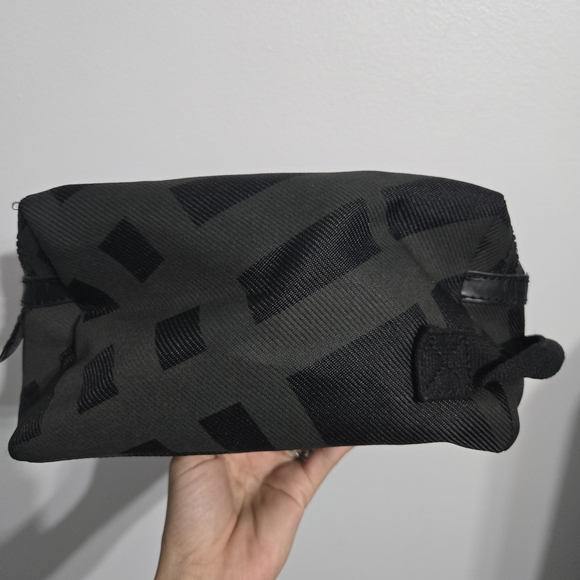 Burberry Fragrances Black Bag, (Makeup Bag) - Picture 2 of 10